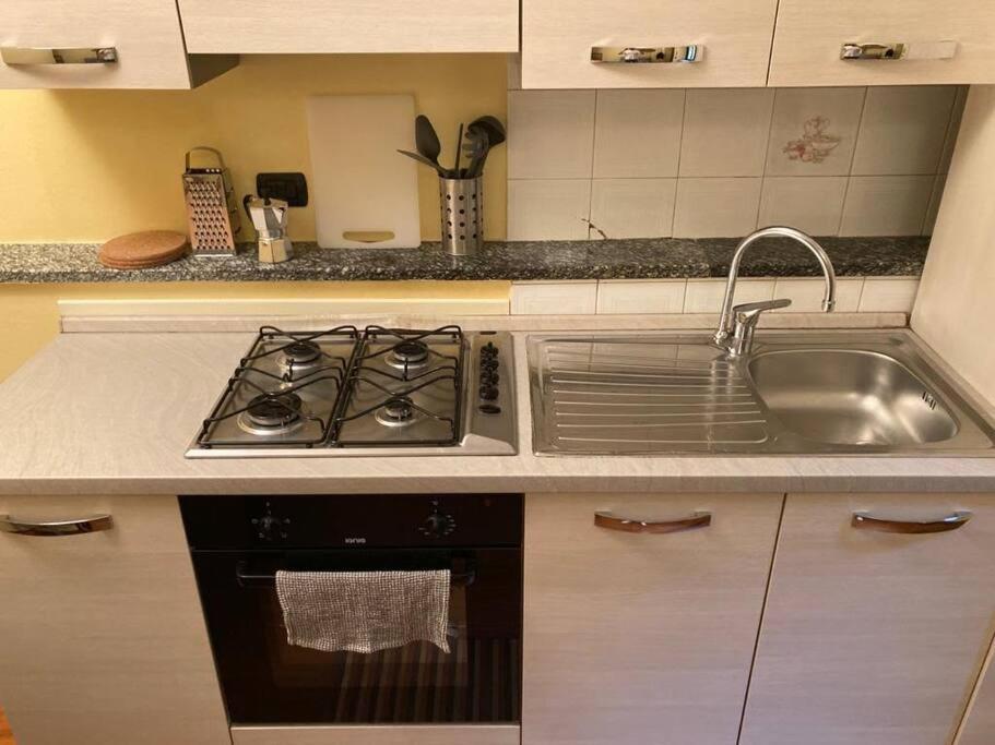 Apartment Center Of Milan Luaran gambar