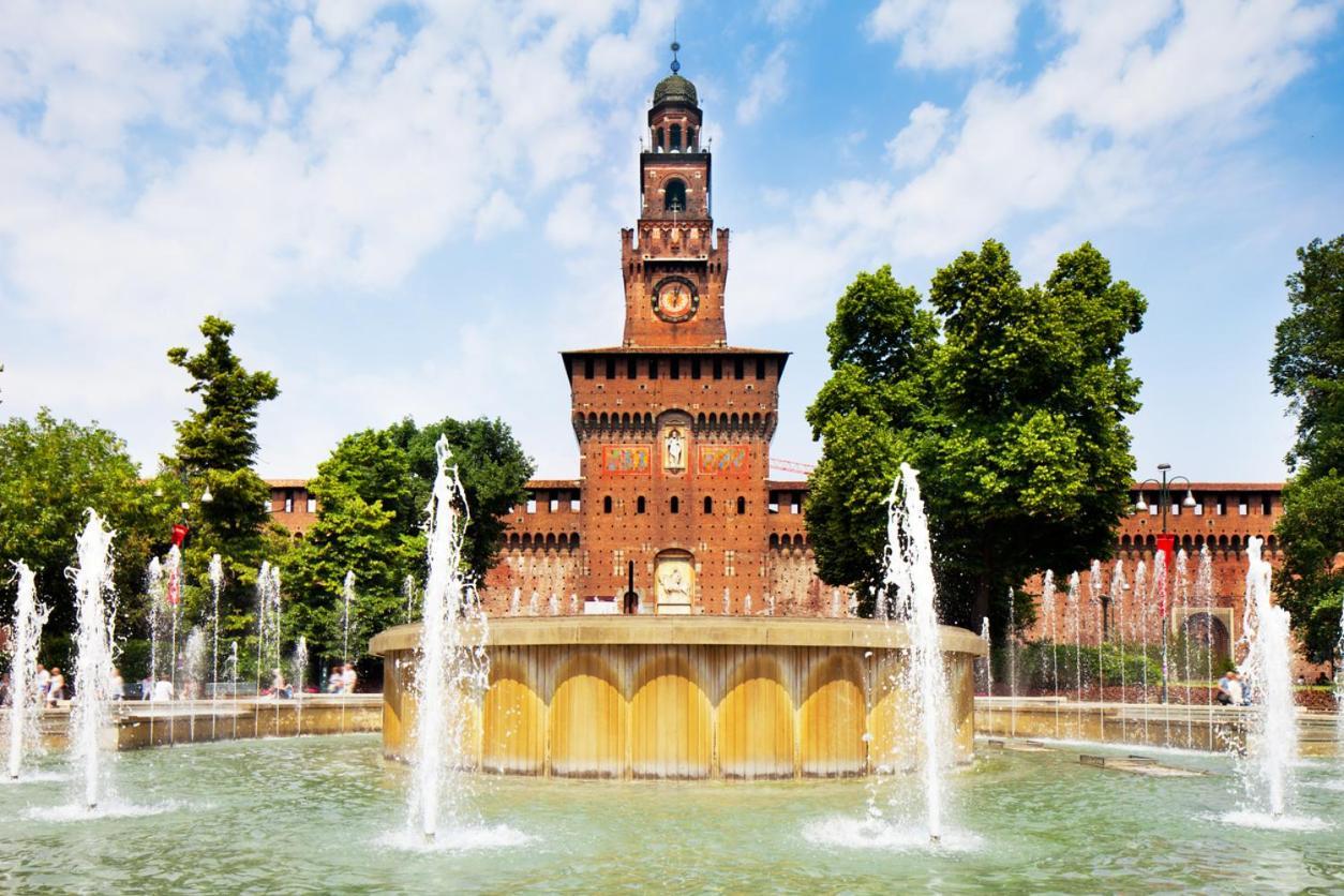 Apartment Center Of Milan Luaran gambar
