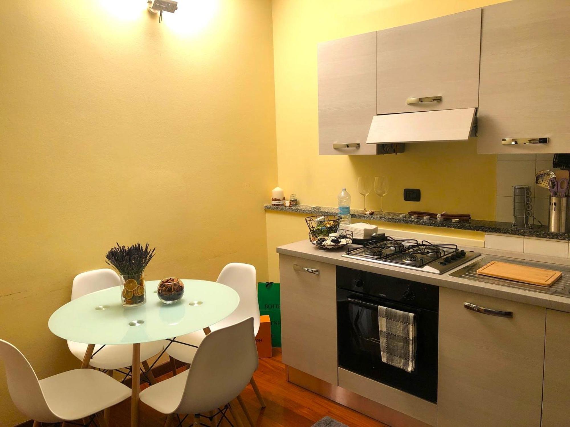 Apartment Center Of Milan Luaran gambar