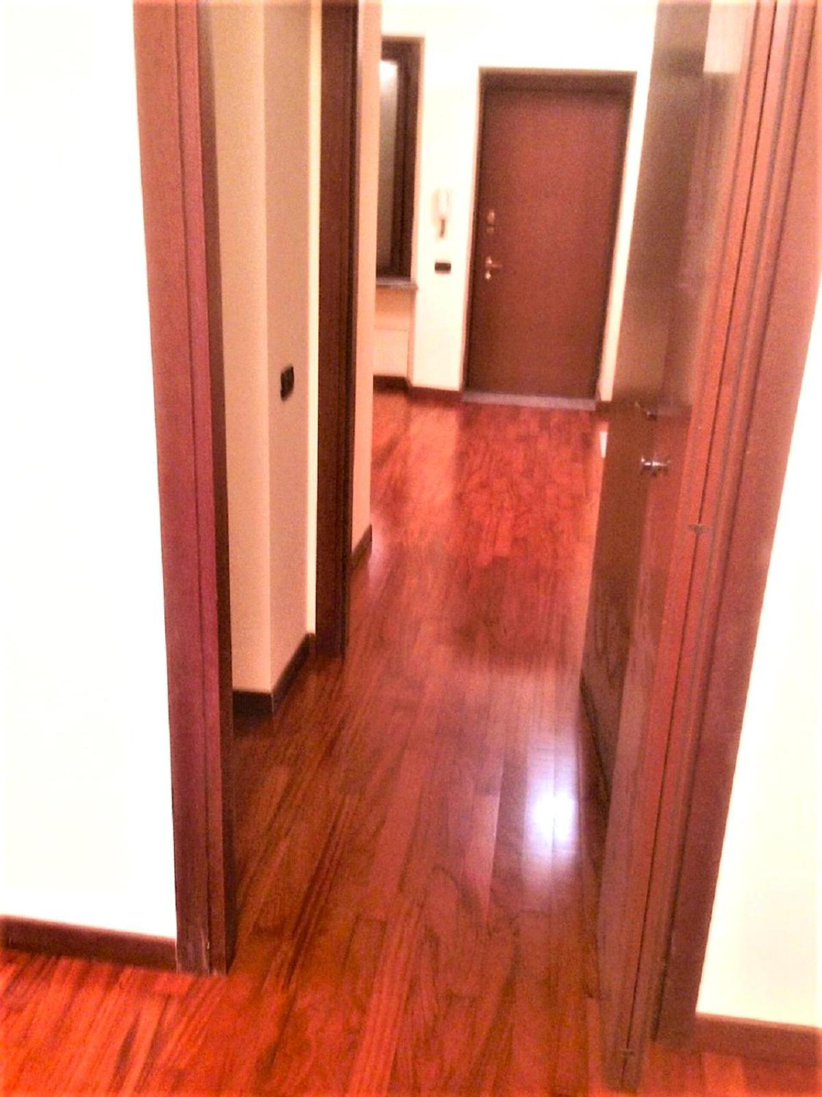 Apartment Center Of Milan Luaran gambar